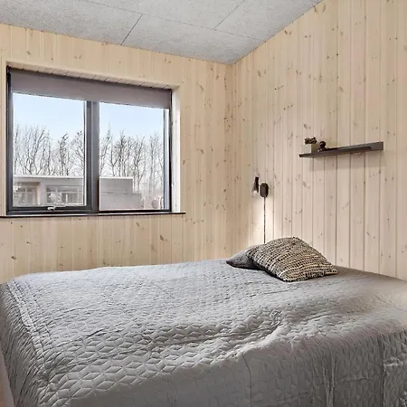 5 Bedroom Lovely In Hadsund