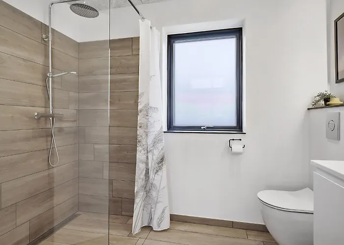 5 Bedroom Lovely In Дом отдыха